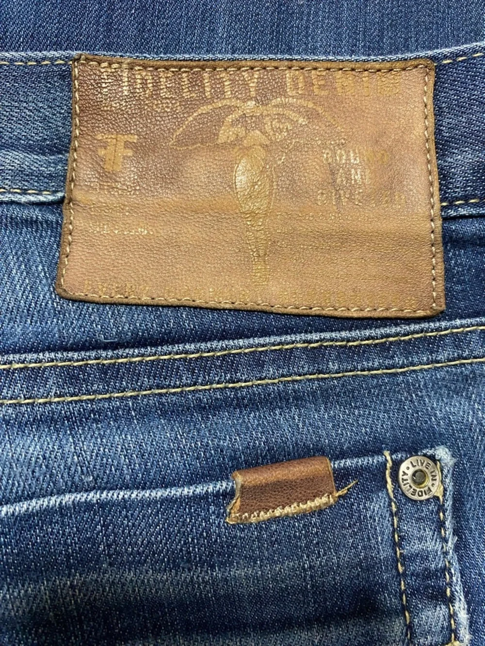Fidelity Men's Dark Blue Relaxed Straight Jeans